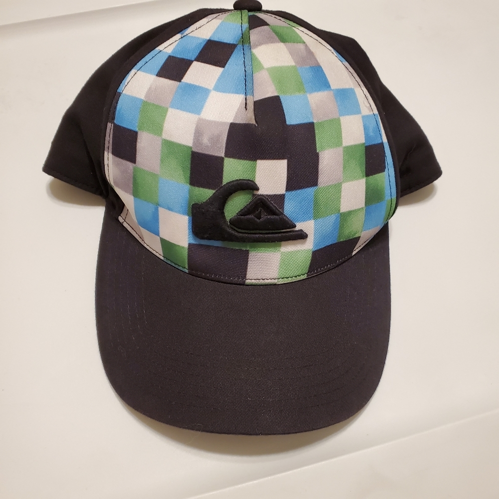 Quicksilver snap-back cap